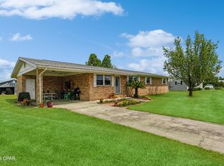 211 Carolina Ave, Lynn Haven, FL 32444