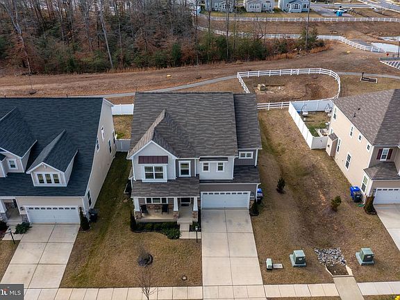3rd image of 11408 Tolkien Ave