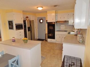 108 Chateaugay Rd, Kingsport, TN 37660