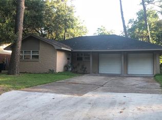 2802 Greenbriar St, Dickinson, TX 77539