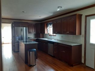 19386 Triple Crown Dr, Abingdon, VA 24211
