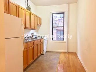 Rented by NYC Empire Realty Inc