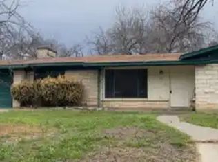 221 Harriett Dr, San Antonio, TX 78216