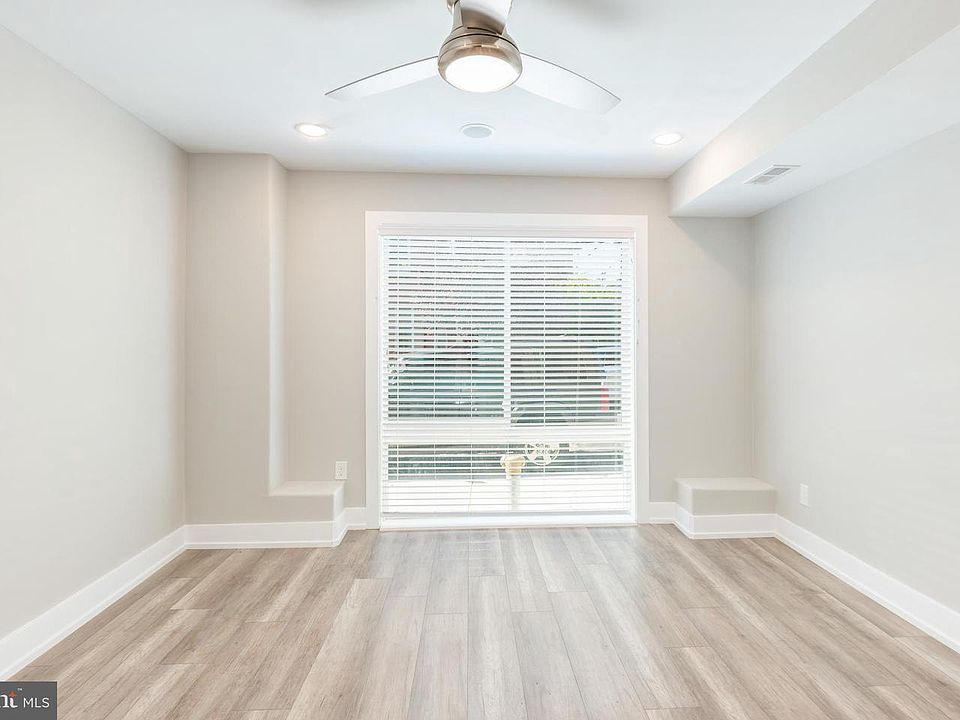 1st image of 421 W Cumberland St #A