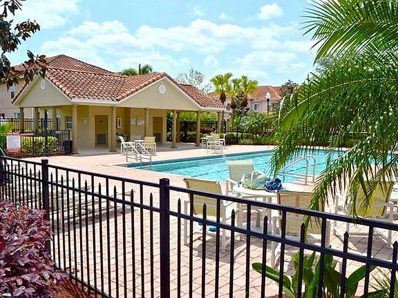 3rd image of 5300 Paradise Cay Cir #5300
