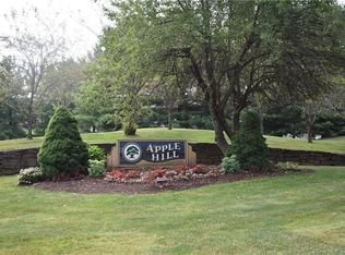 85 Cortland Way UNIT 85, Newington, CT 06111