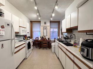3 Englewood Ave APT 5, Brookline, MA 02445