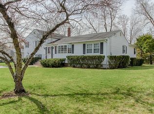 32 Crescent Dr, Whippany, NJ 07981