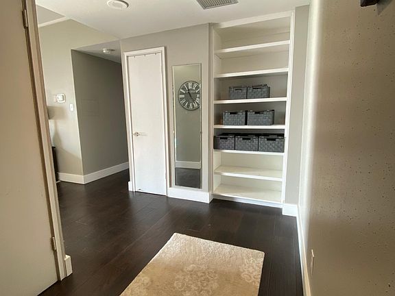 2nd image of 1801 Lavaca St APT 4C