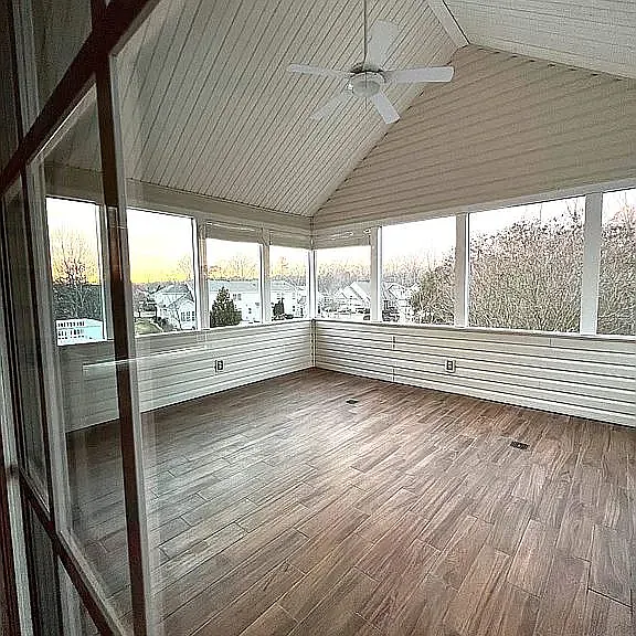 Arthur Hills Dr — Photo 23