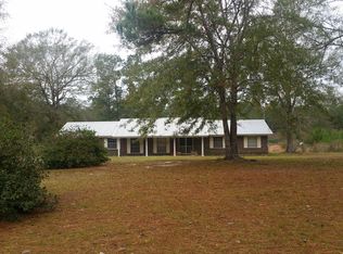 365 John Amacker Rd, Carriere, MS 39426