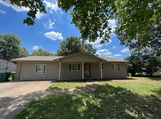 32 Brookway Ln, North Little Rock, AR 72120
