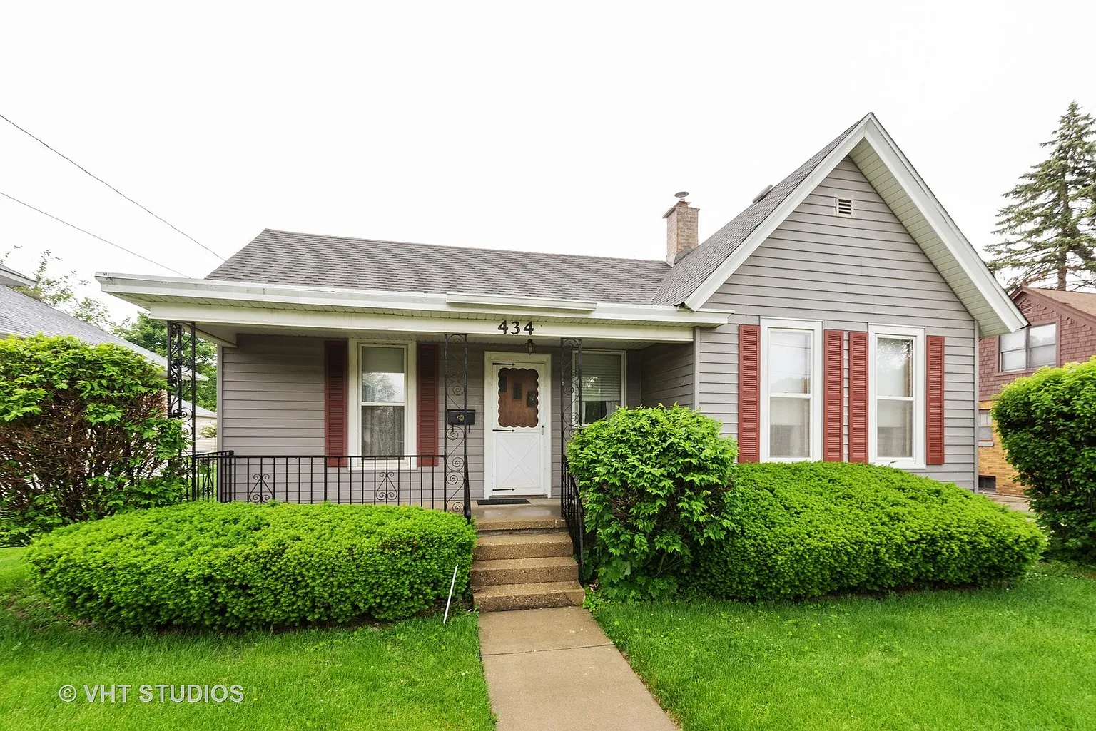 434 Morgan St photo 1