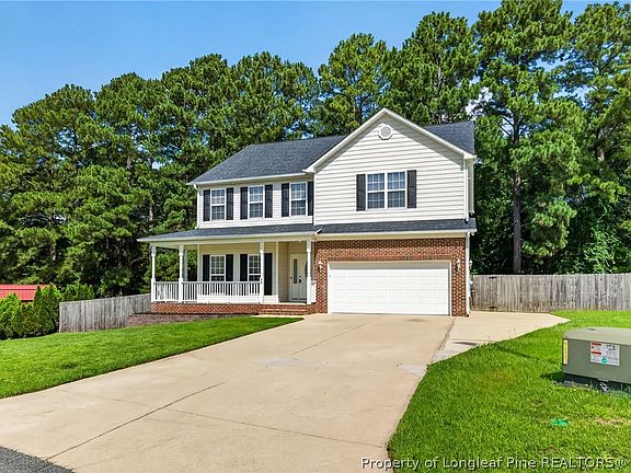 3rd image of 38 Carteret Ct