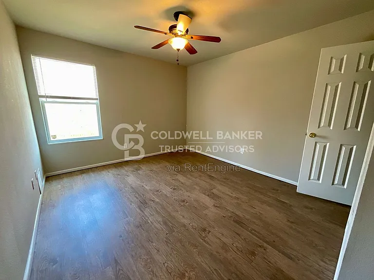 3415 49th St #B — Photo 7