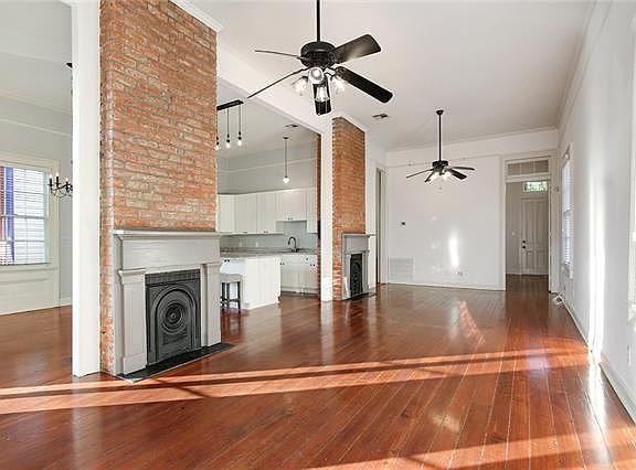 3rd image of 906 4th St #906