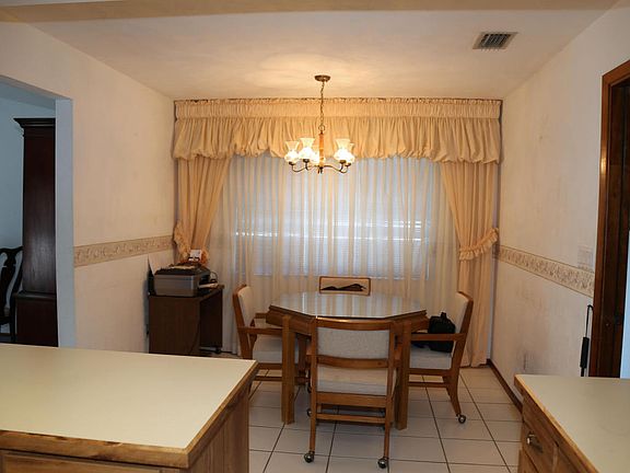 5th image of 1457 Craig Ct