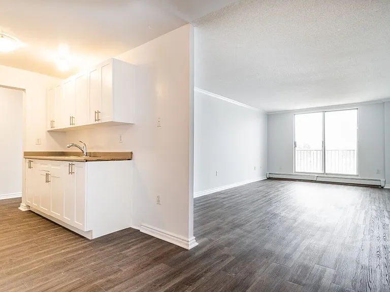 744 Fanshawe Park Rd E #724 — Photo 1