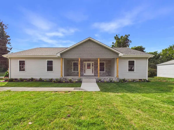 360 Church St, Christiansburg, VA 24073