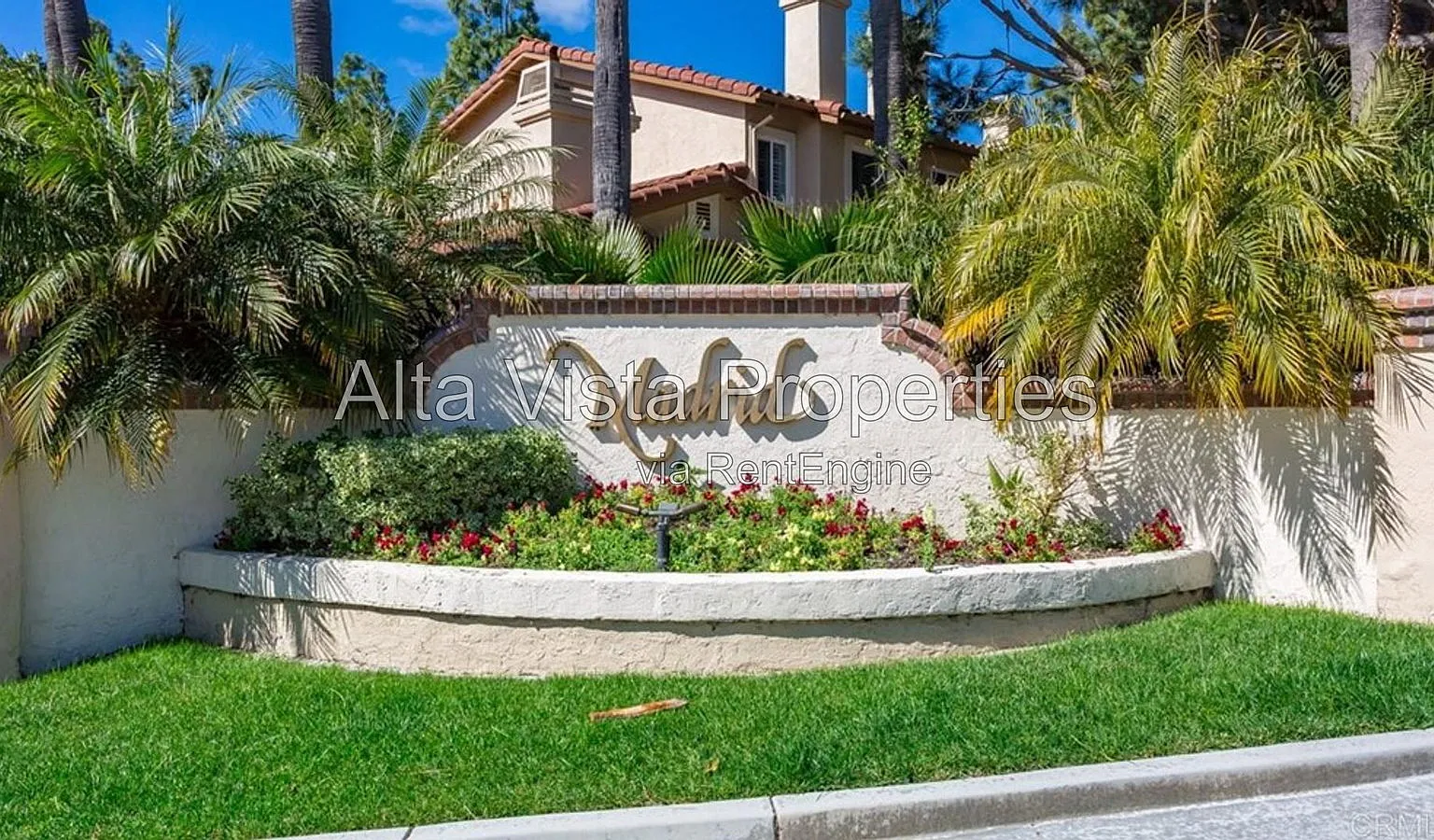 2 bed, 2.5 bath, 1691 sqft, $4,995 — Photo 2