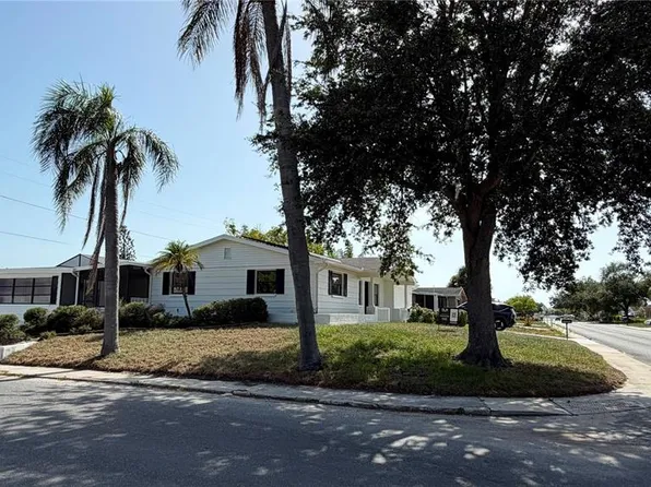 3708 Holiday Lake Dr, Holiday, FL 34691