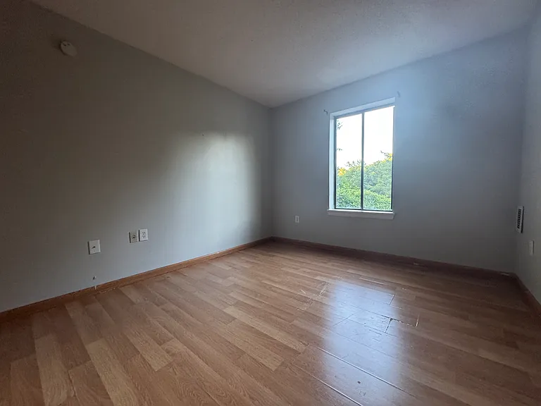 175 Mill Pond Rd #345 — Photo 9