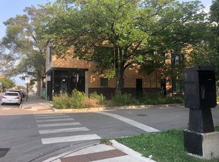4459 W Armitage Ave, Chicago, IL