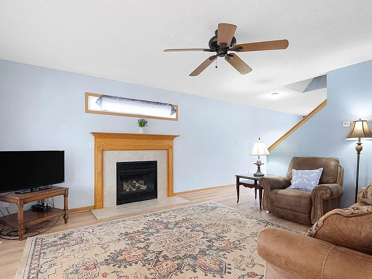 6640 Calm River Way — Photo 2