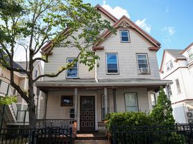 337 Centre St, Jamaica Plain, MA