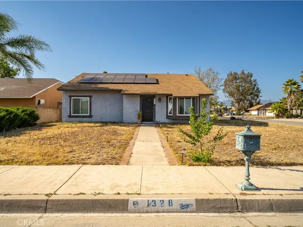 1328 W Jackson St, Rialto, CA 92376