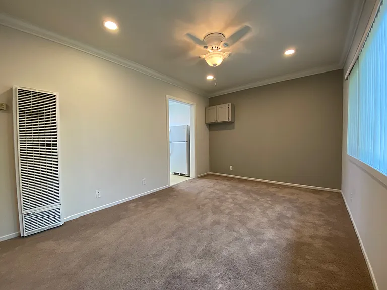 15032 Moorpark St #9 — Photo 8
