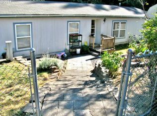 92 SW Ruckel St, Cascade Locks, OR 97014