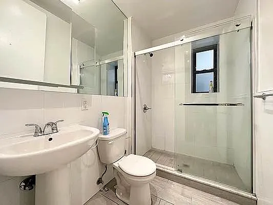 Rented by Bruma Realty LLC | media 6