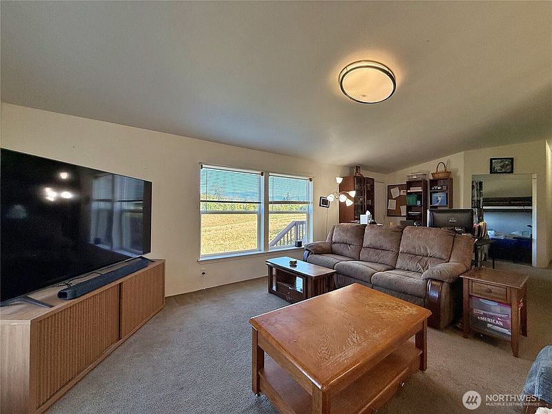 5th image of 451 Green Mountain Road