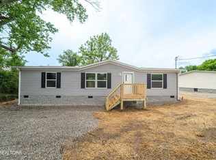 208 Hillside Dr, La Follette, TN 37766
