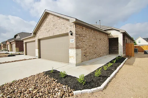 1243 Old FM 306 Photo 1