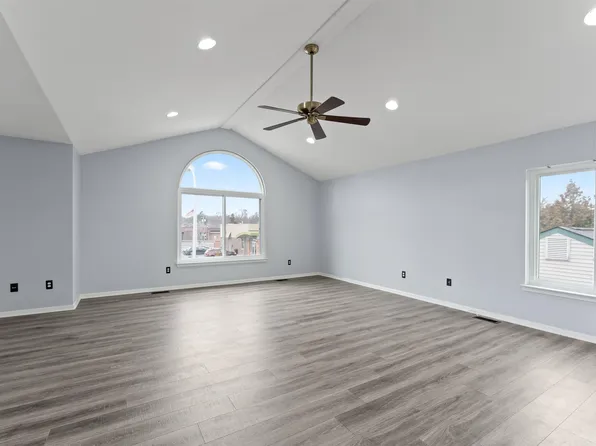 512 W Twelve Mile Rd APT 2, Royal Oak, MI 48073