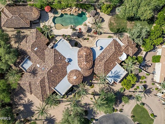 3rd image of 7640 E POINSETTIA Drive