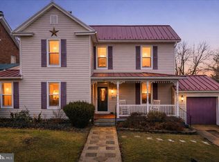 40 Cave St, Luray, VA 22835