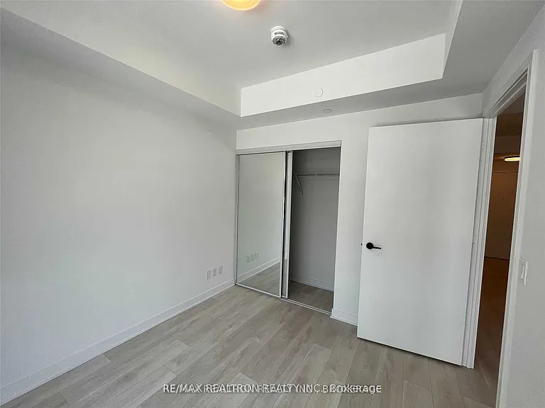 35 Rolling Mills Rd #N425 — Photo 16