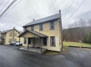 2279 Paradise Trl, East Stroudsburg, PA 18301