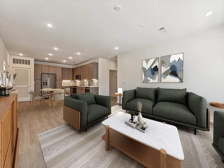 4802 Congress St #116 — Photo 1