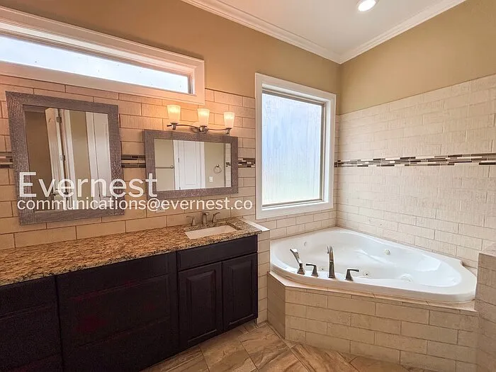21208 Oak Dale Dr — Photo 7