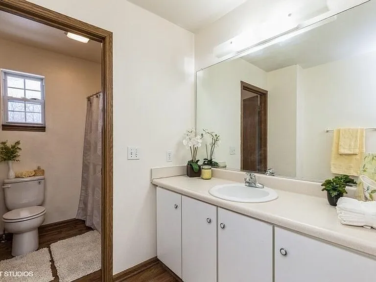 1510 Delaware Ave #3 — Photo 11
