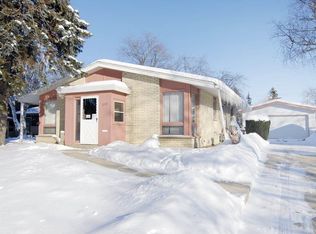 2505 Roberts Ave, Waukegan, IL 60087