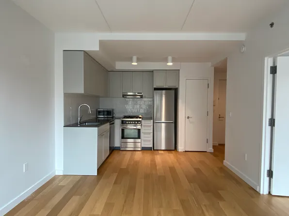 150 Union Ave APT 6B, Brooklyn, NY 11206