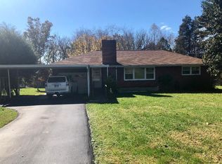 225 De Lee Dr, Kingsport, TN 37663