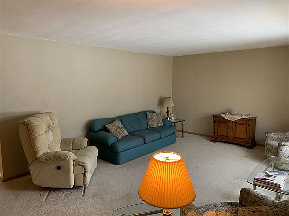 3rd image of 3432 Elva Ln