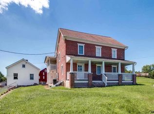 932 Oxford Rd, New Oxford, PA 17350