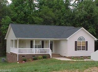 685 Logan Ln, Liberty, NC 27298